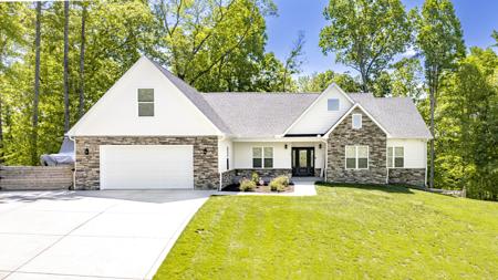 56 East Golden Island