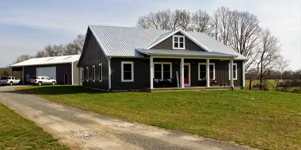 4903 HWY 1611
