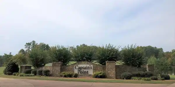 69 Captains Point