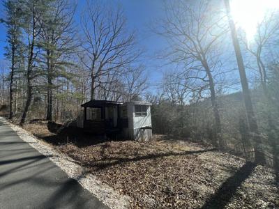 11 Spring Branch Road