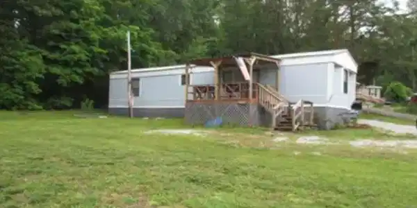 2205 Garland Road