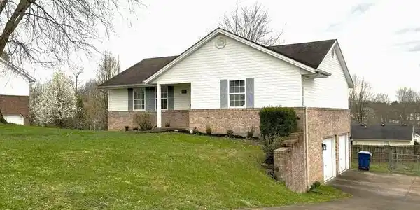 139 Dogwood Trail