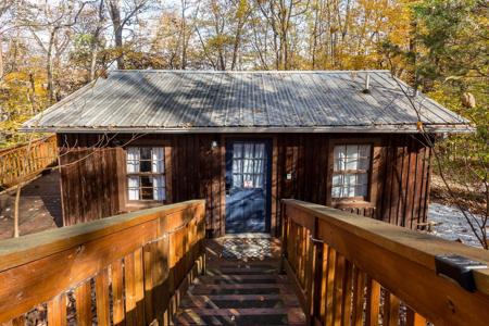 222 Cedar Bluff Ridge Road