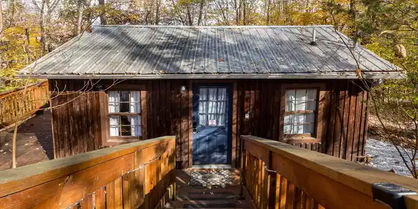 222 Cedar Bluff Ridge Road