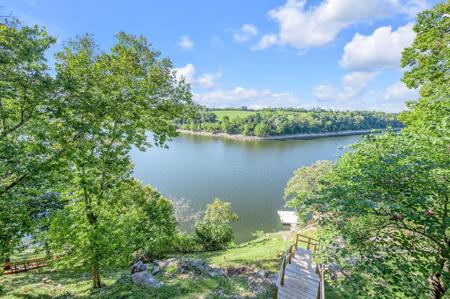 1516 Paradise Camp Road