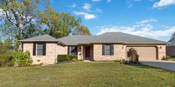 390 Hidden Springs Drive