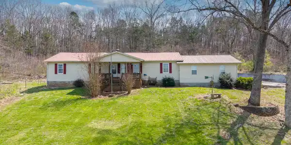 545 Lewis Bray Road