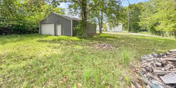 Lot 19 & 38 Plainview Rd. Road