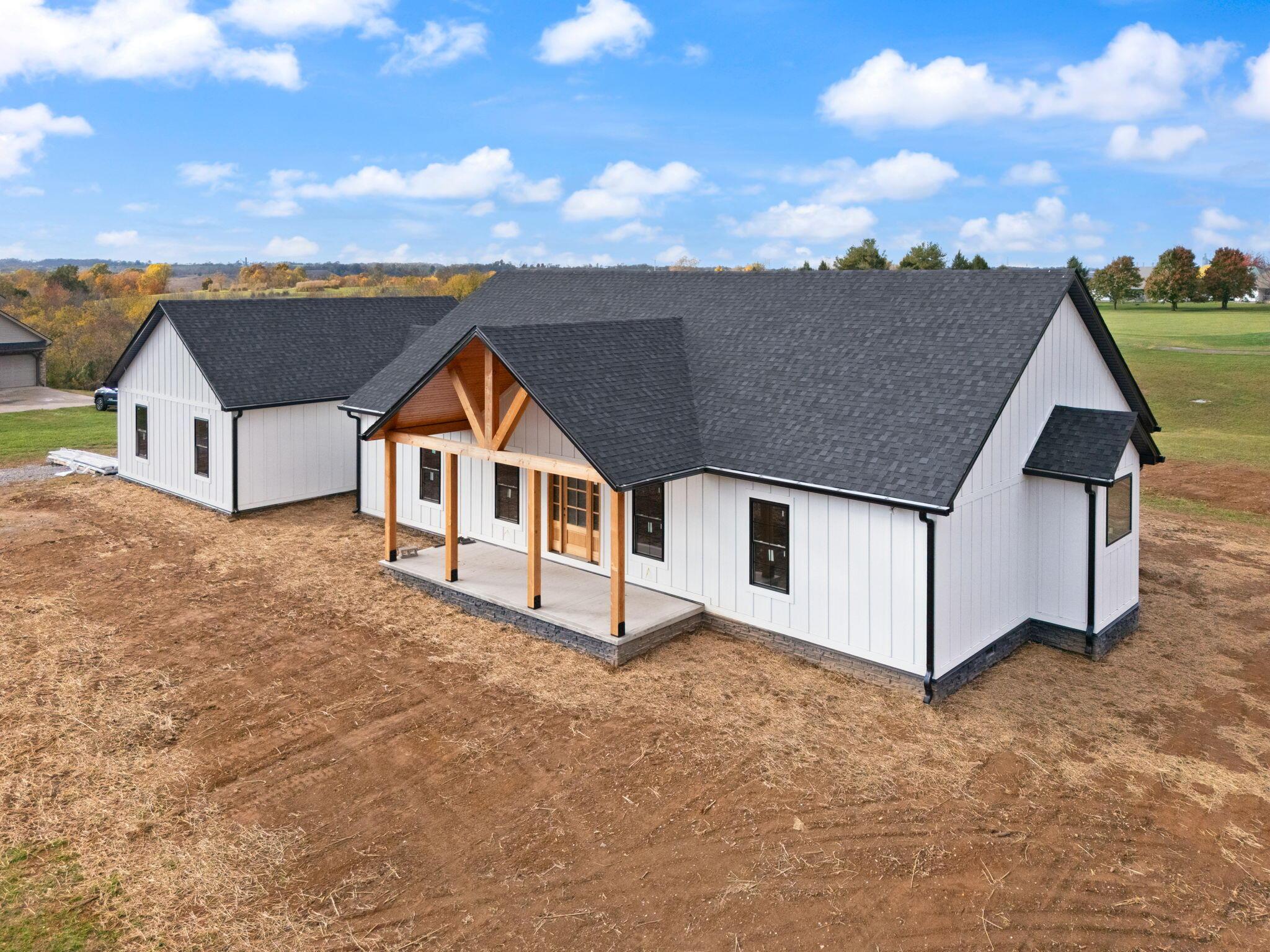 Image 4: 46-web-or-mls-DJI_20251031162646_0093_D