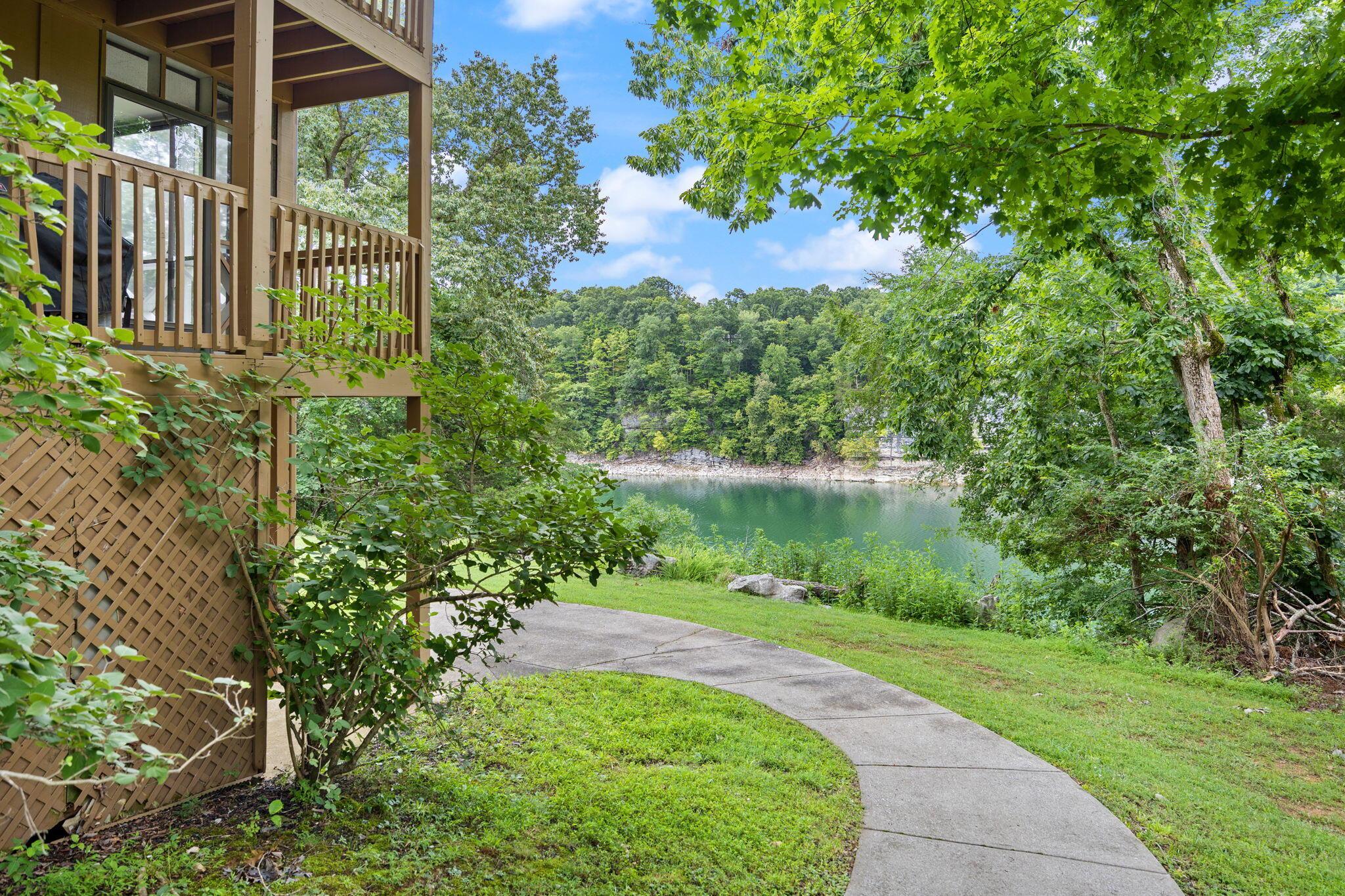 Image 2: 6-web-or-mls-413A3422