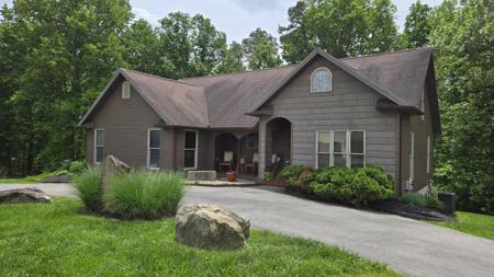 73 Redwood Lane