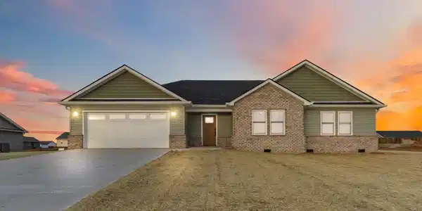 90 Lone Oak Court