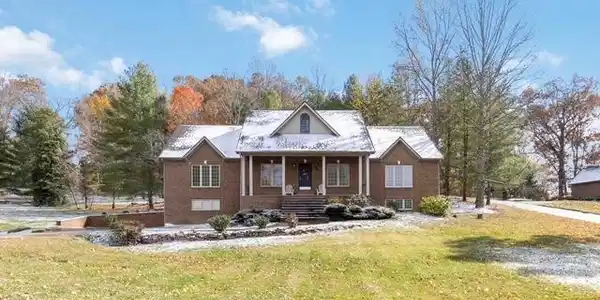 521 Water Cliff Drive