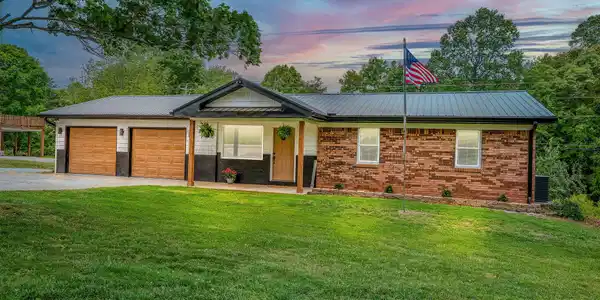1080 HWY 2393
