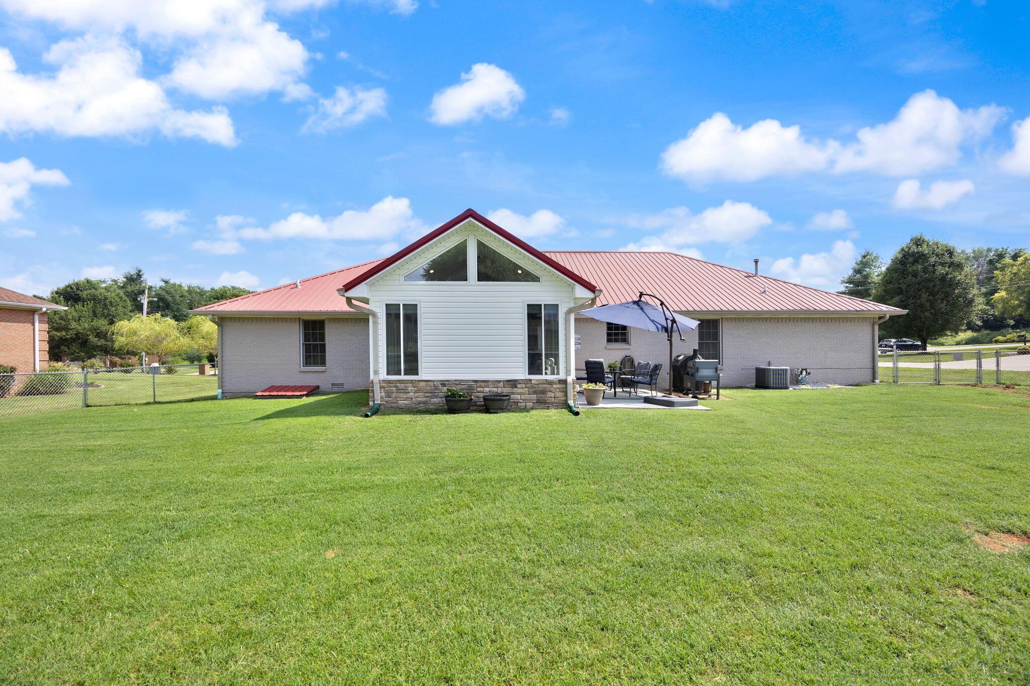 Image 3: 10-web-or-mls-413A3272
