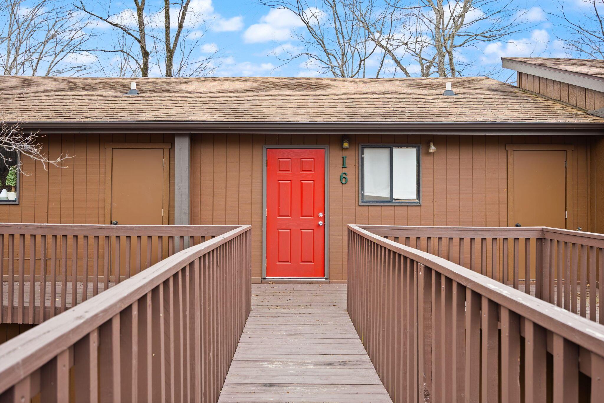 Image 3: 2-web-or-mls-413A4905