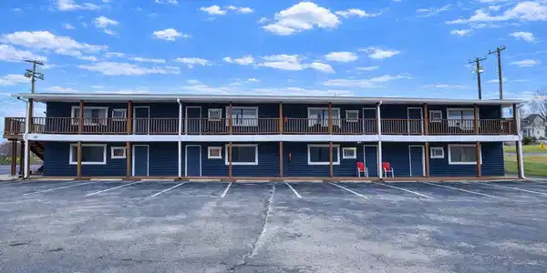 81 Lee's Ford Dock Road