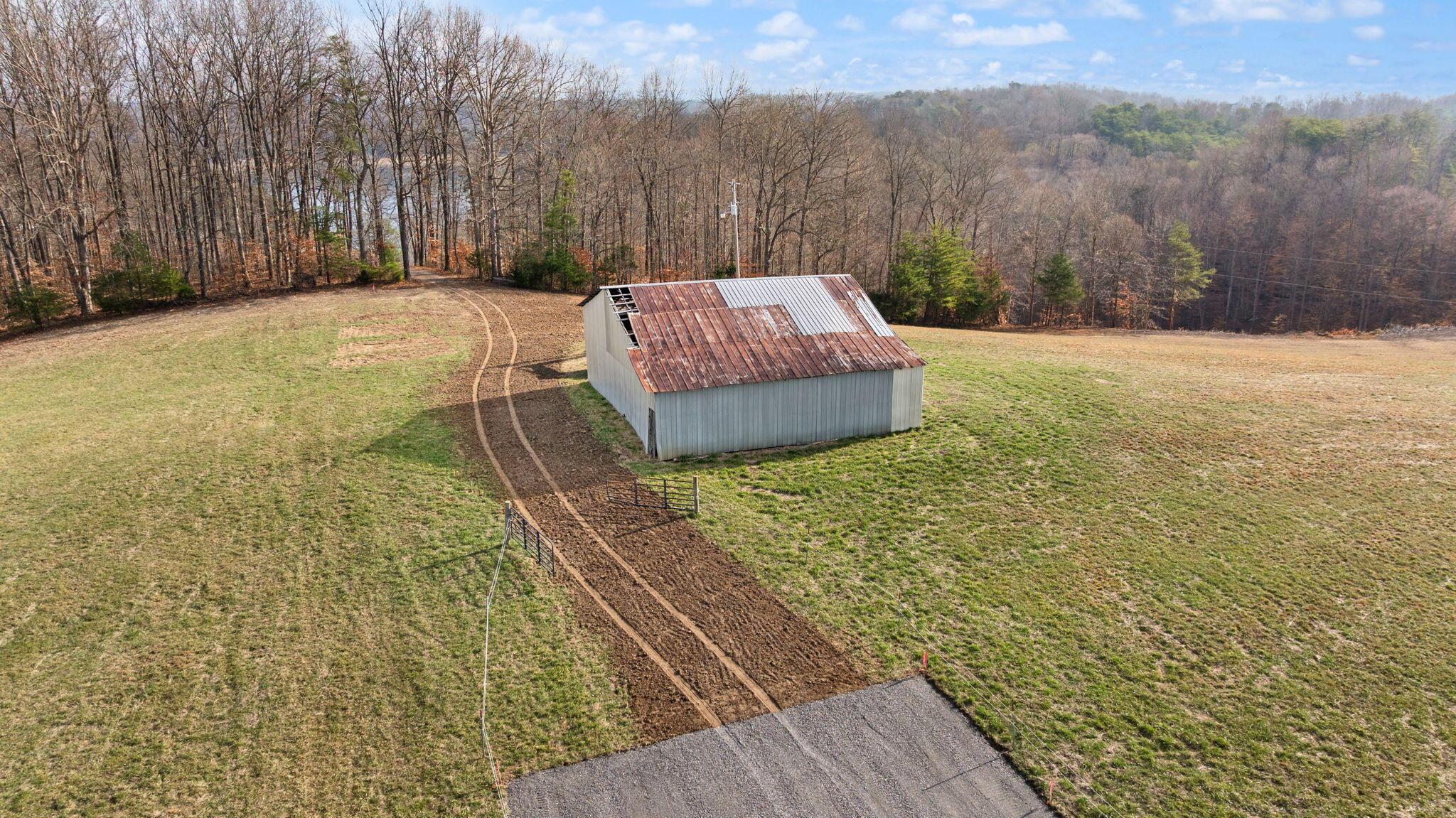 Image 3: 48-web-or-mls-DJI_20251227113944_0208_D