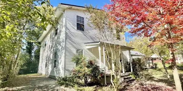 130 West Antioch Avenue
