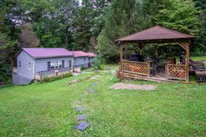 1220 Fount Hubbard Road