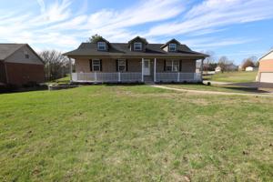418 Summit Pointe Drive