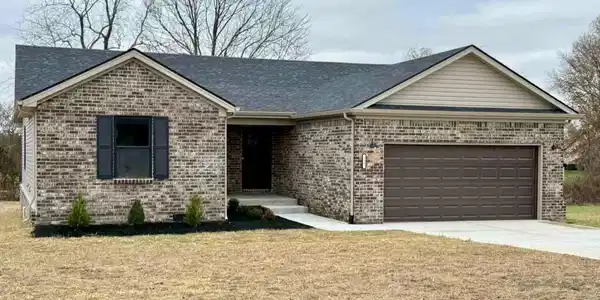 152 Lone Oak Drive
