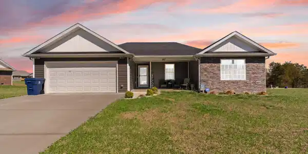 467 Lone Oak Drive