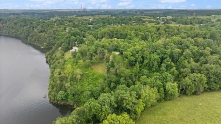 576 Overlook Drive