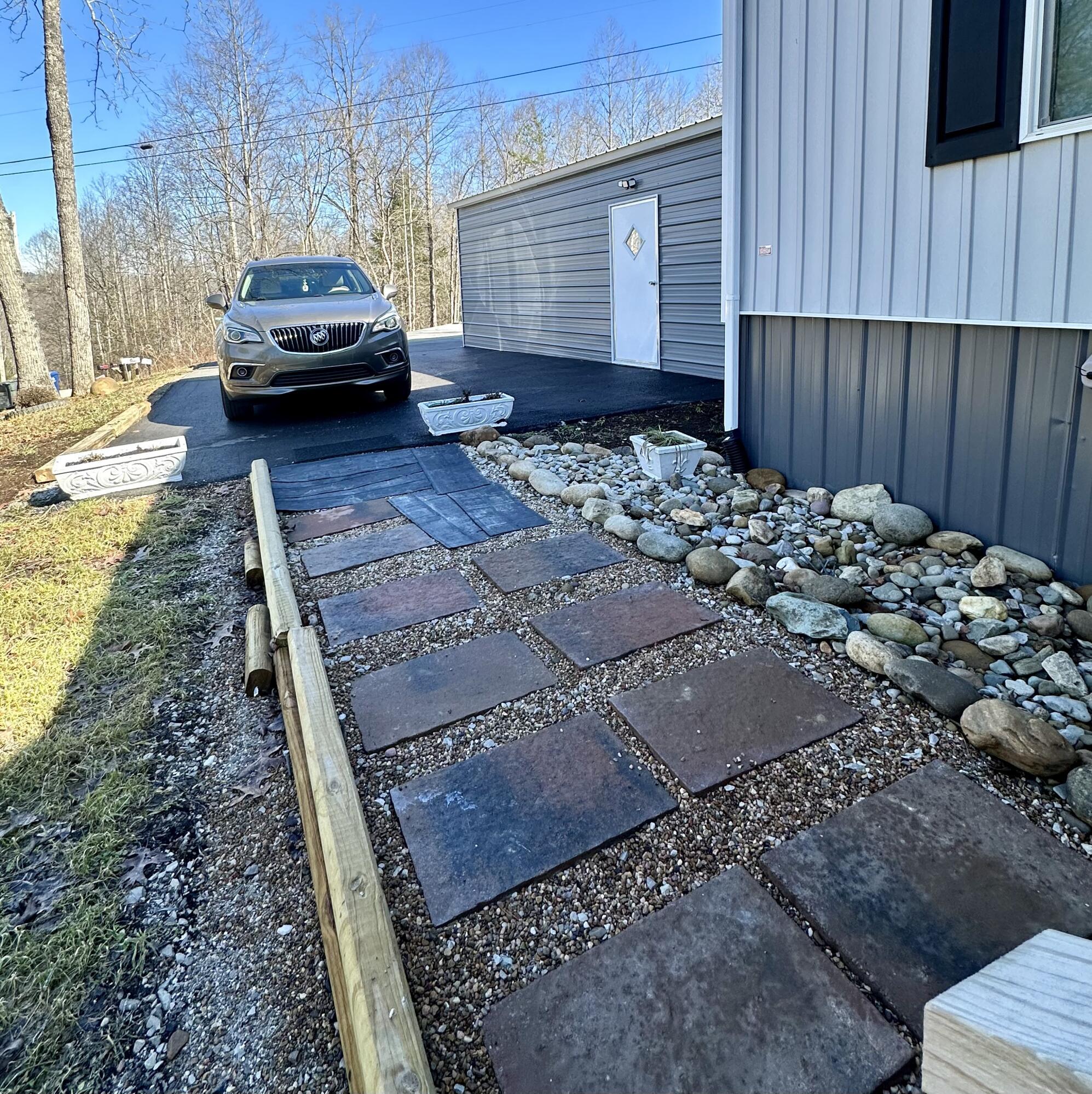 Image 4: PAVER SIDEWALK