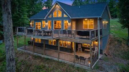 287 Lakeshore Drive