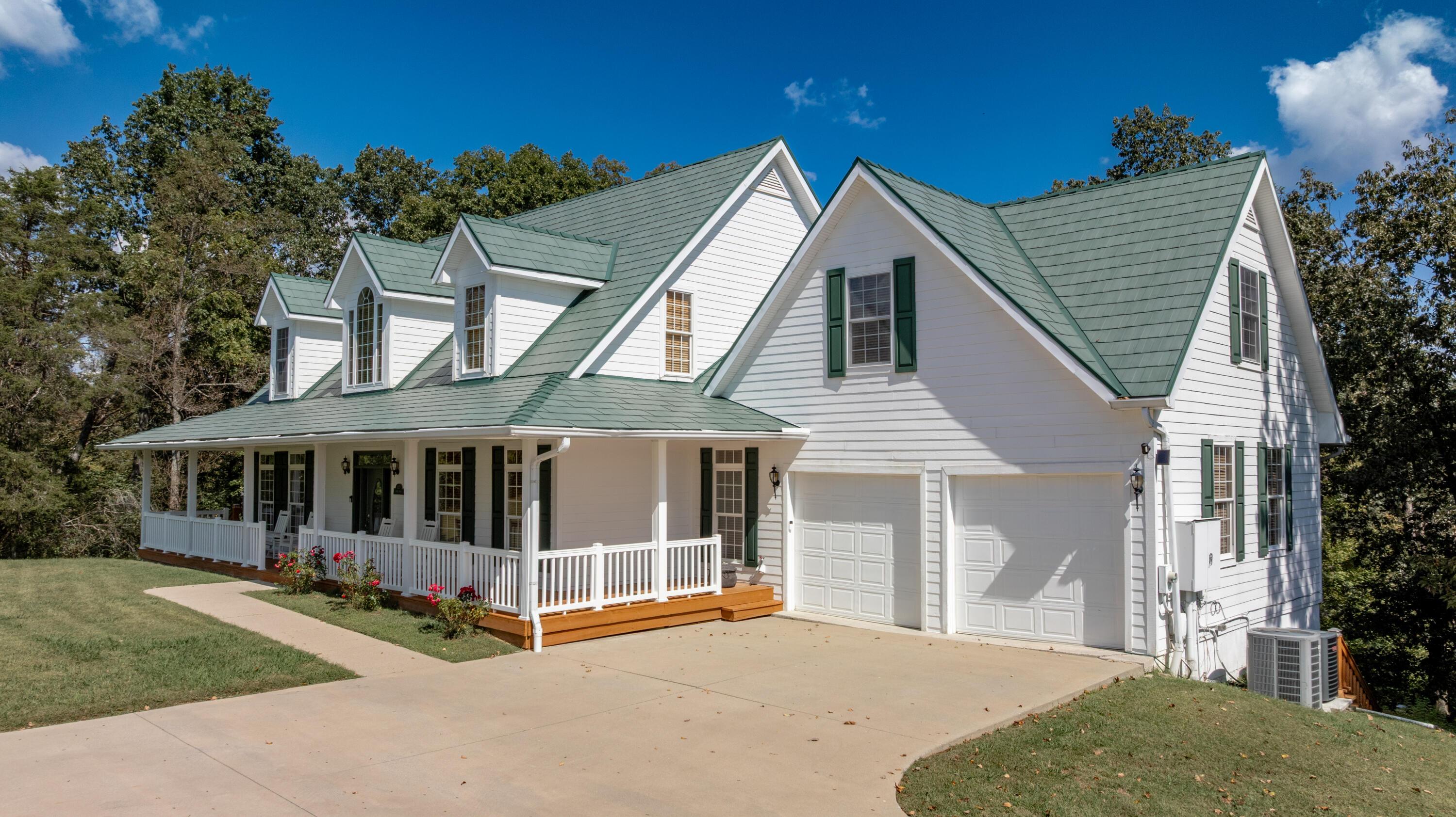 Image 2: Laurel-148