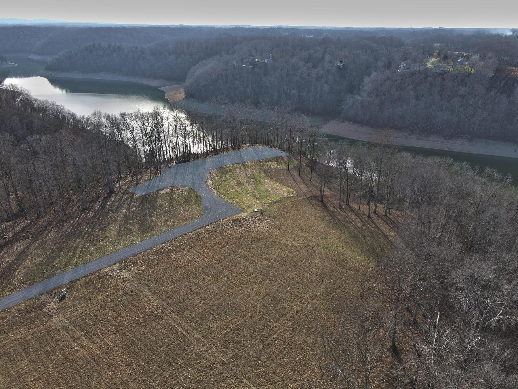 Image 2: Lakeridge_Est.021