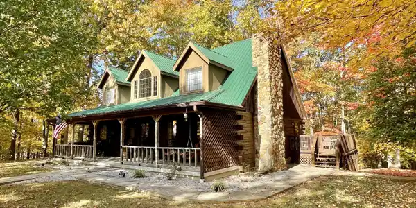 215 Eagles Bluff