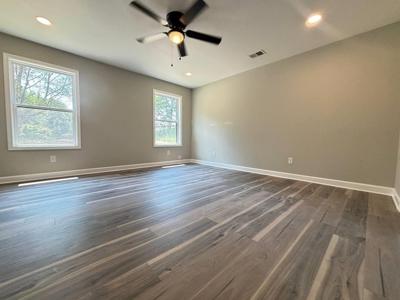 474 Lone Oak