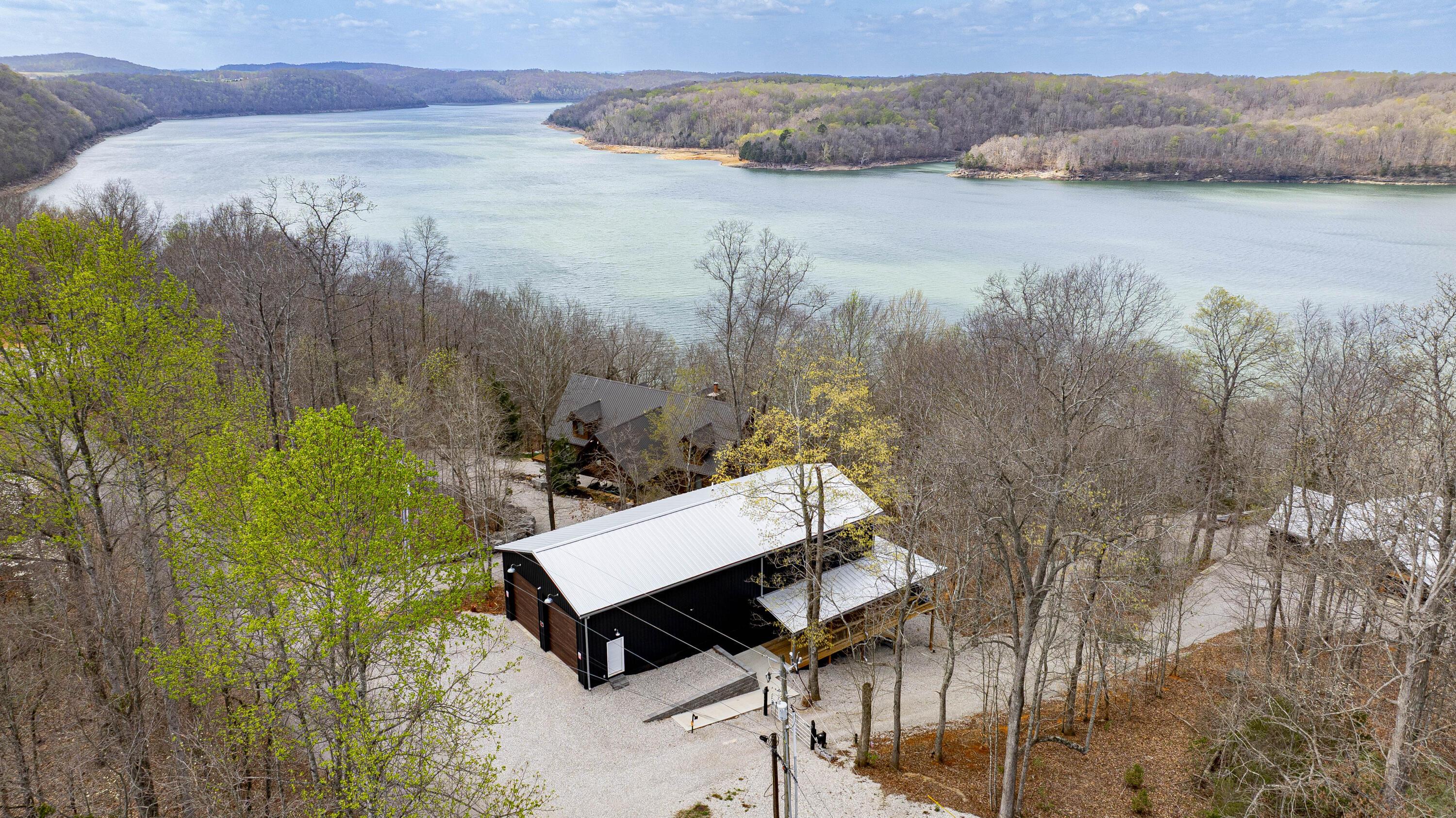 Image 2: 856 New Fall Creek-5