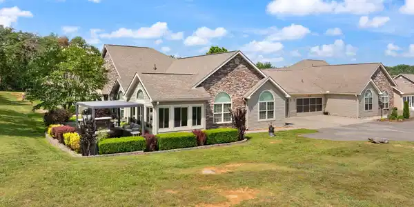 413 Deer Lake Place