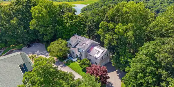 3934 Hickory Hill Drive