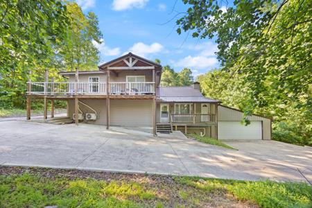 246 Fox Run Road