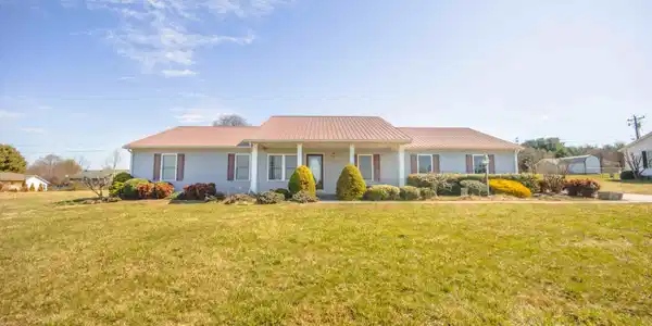 42 South Ridgeport Drive