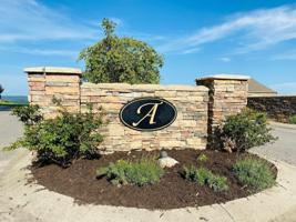 40 Ivy Crest Court