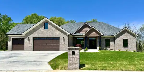 138 Lakemere Drive