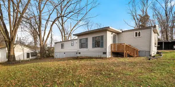 97 Circle Lane