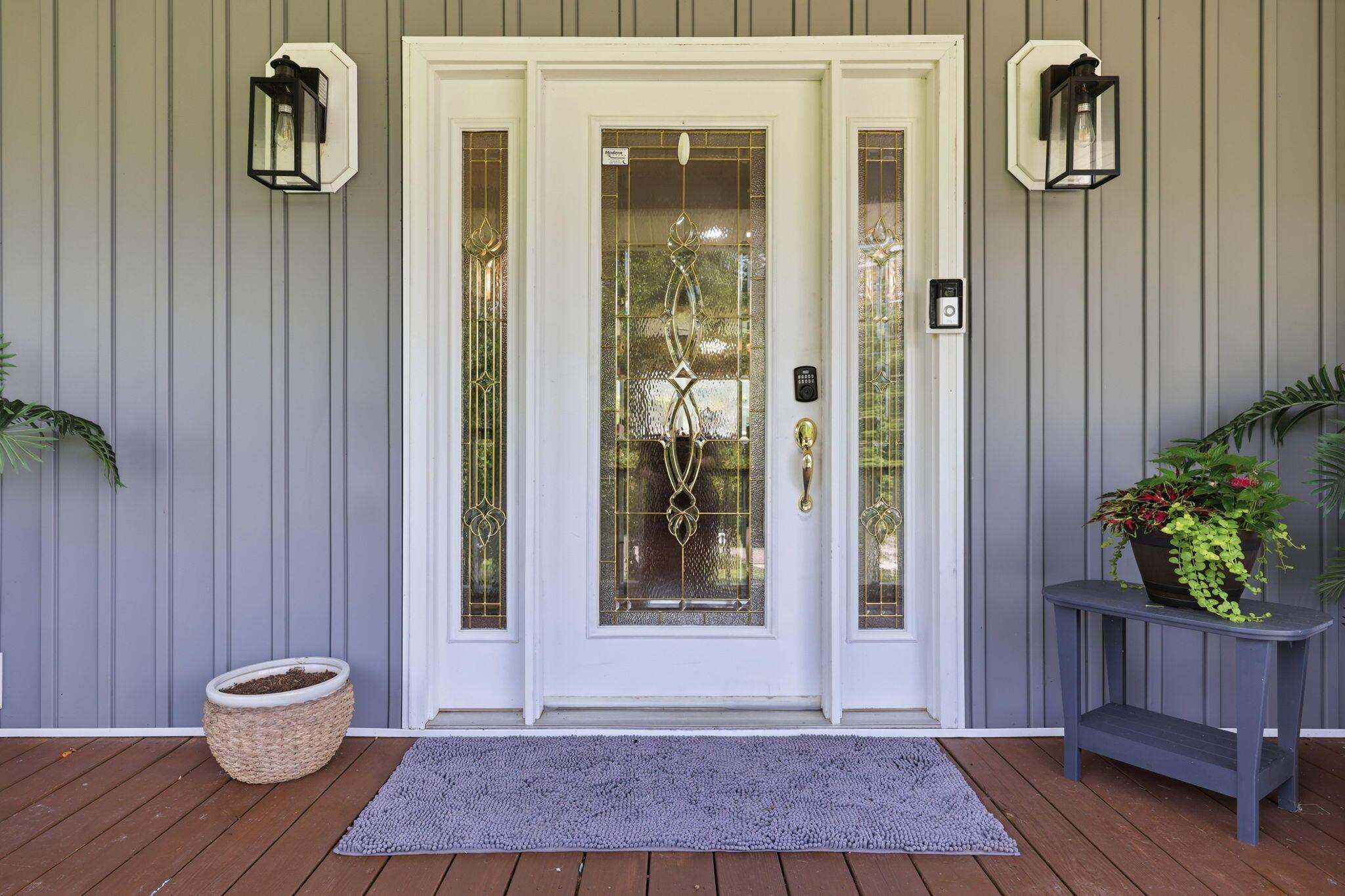 Image 4: 3826 Front Door