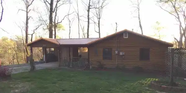 131 Hideaway Court