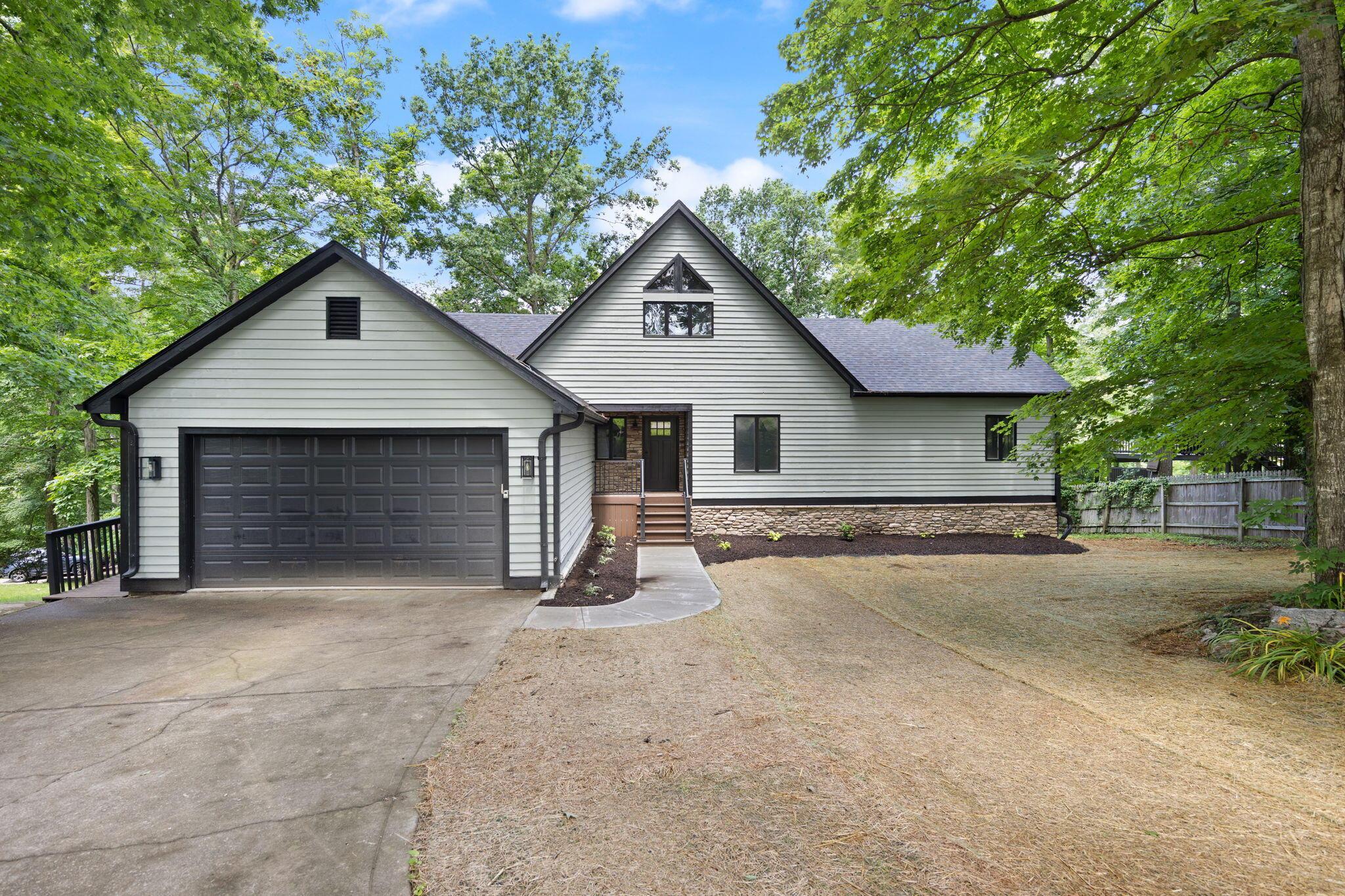 Image 2: 66-web-or-mls-413A3198