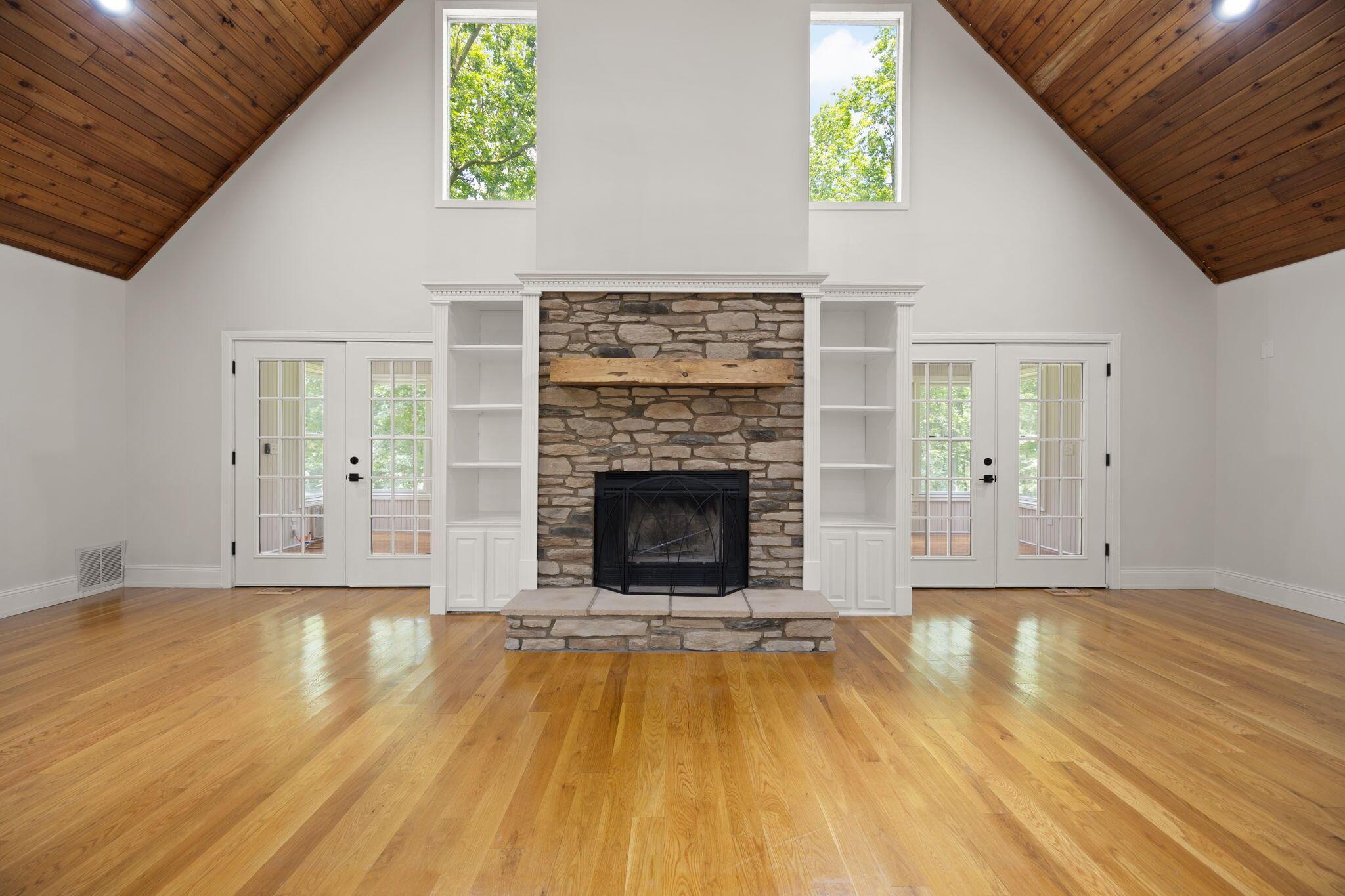Image 3: 20-web-or-mls-413A3063