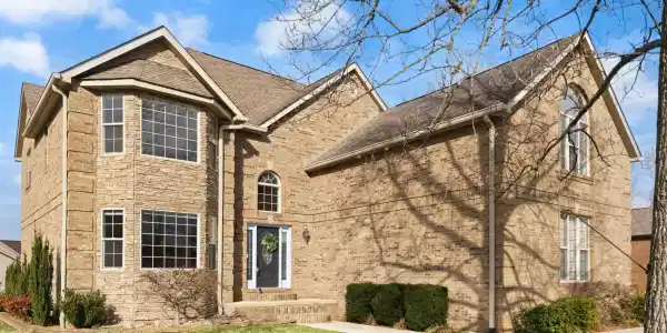 207 Lake Cliff Drive