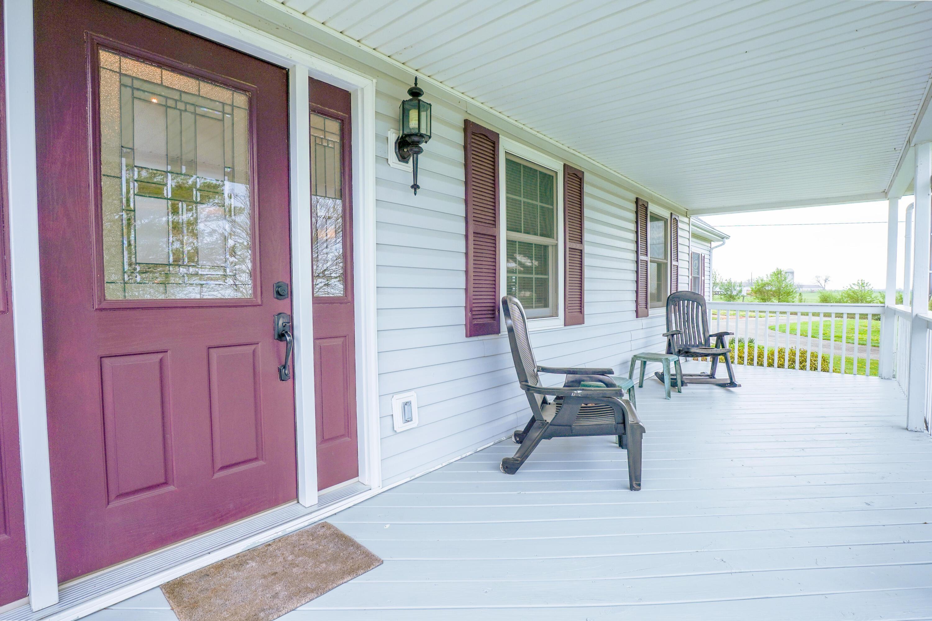 Image 3: Front porch