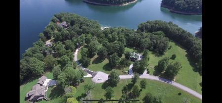 29 Hickory Point Drive