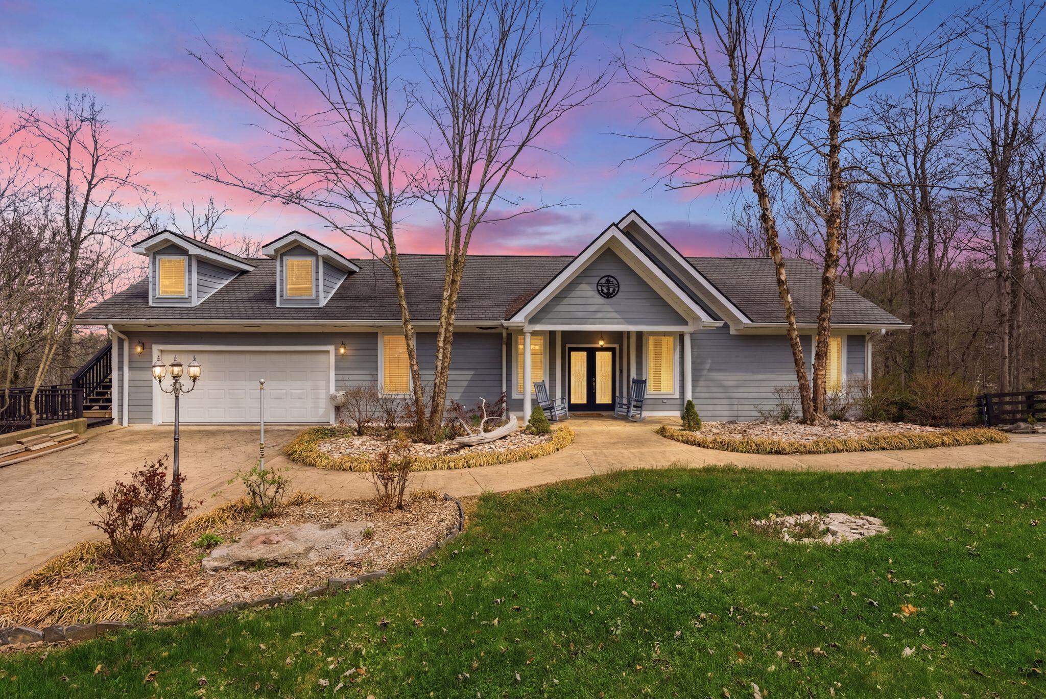 Image 2: mls_001_dsc01374_twilight_7a4a515c-1339-